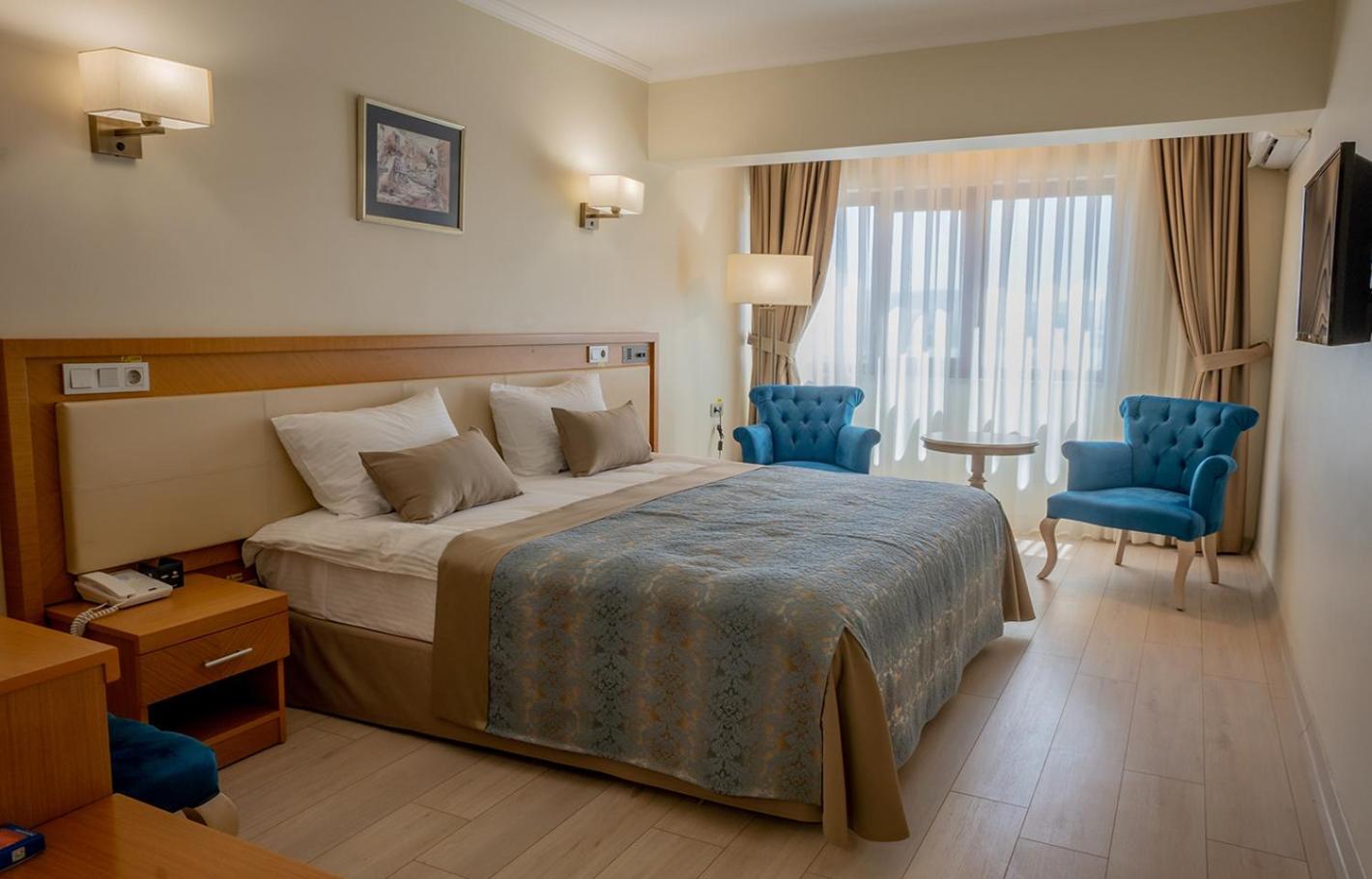 Patalya Lakeside Resort Hotel Golbası 外观 照片