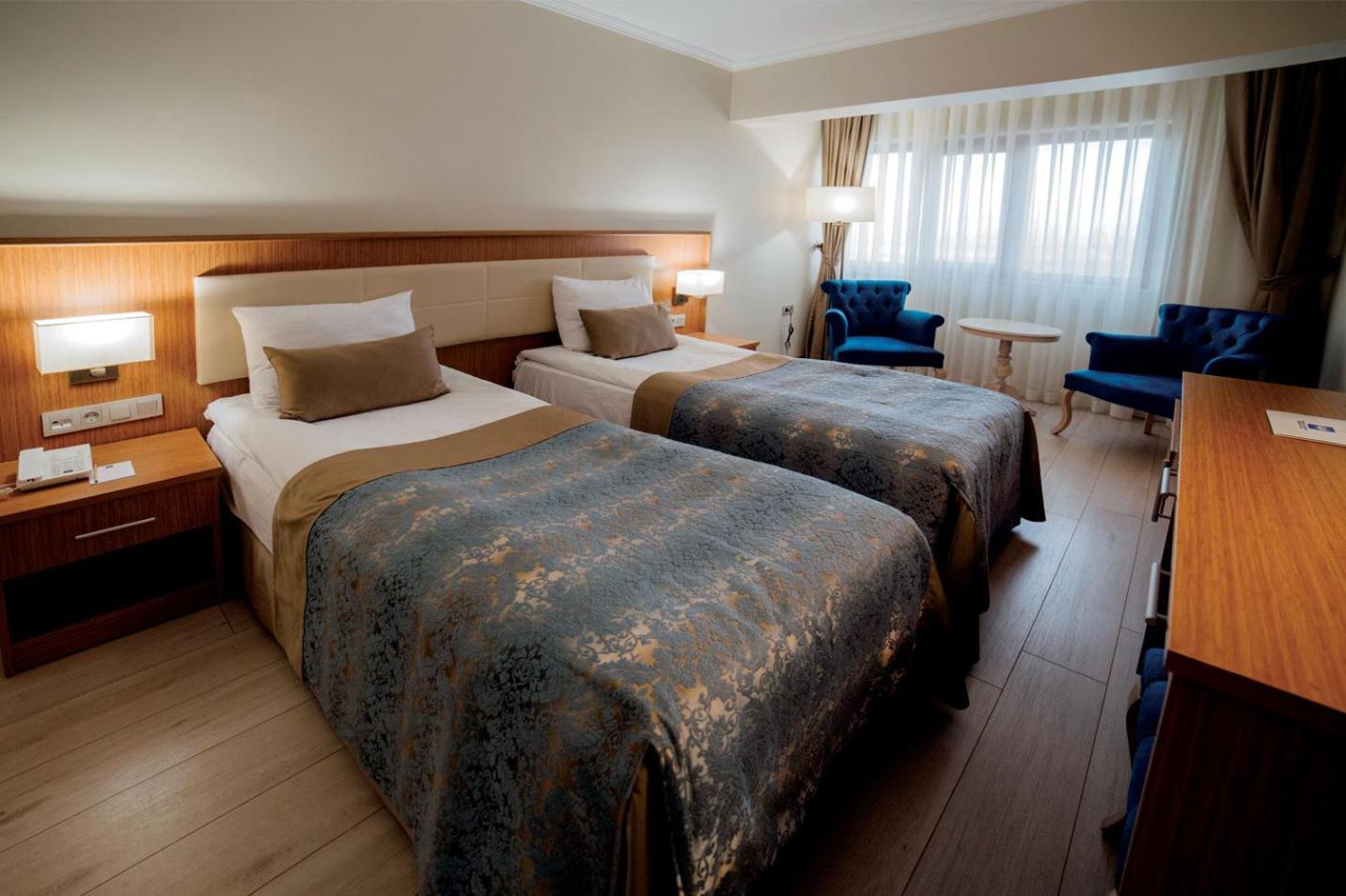 Patalya Lakeside Resort Hotel Golbası 外观 照片