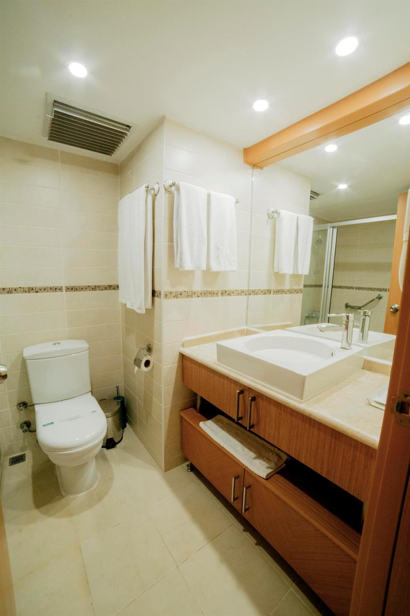 Patalya Lakeside Resort Hotel Golbası 外观 照片